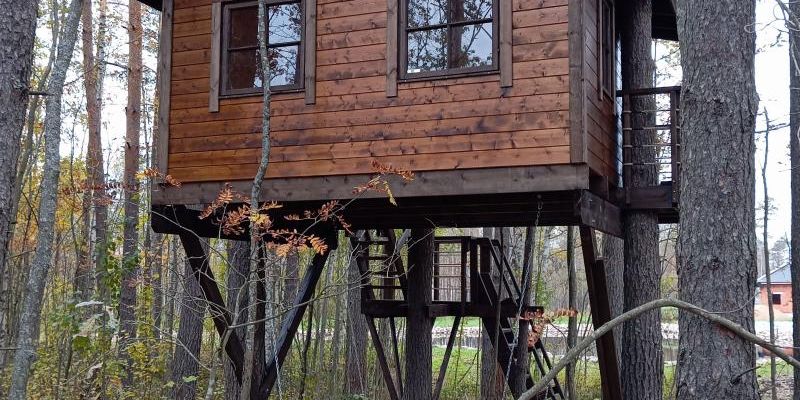 Постройка домика не дереве